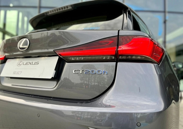 Lexus CT cena 99900 przebieg: 48023, rok produkcji 2020 z Reszel małe 596